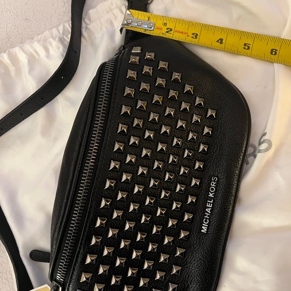 NWT Michael Kors Rhea studded belt bag Fanny pack! HTF black leather w/ graphite - Picture 10 of 12